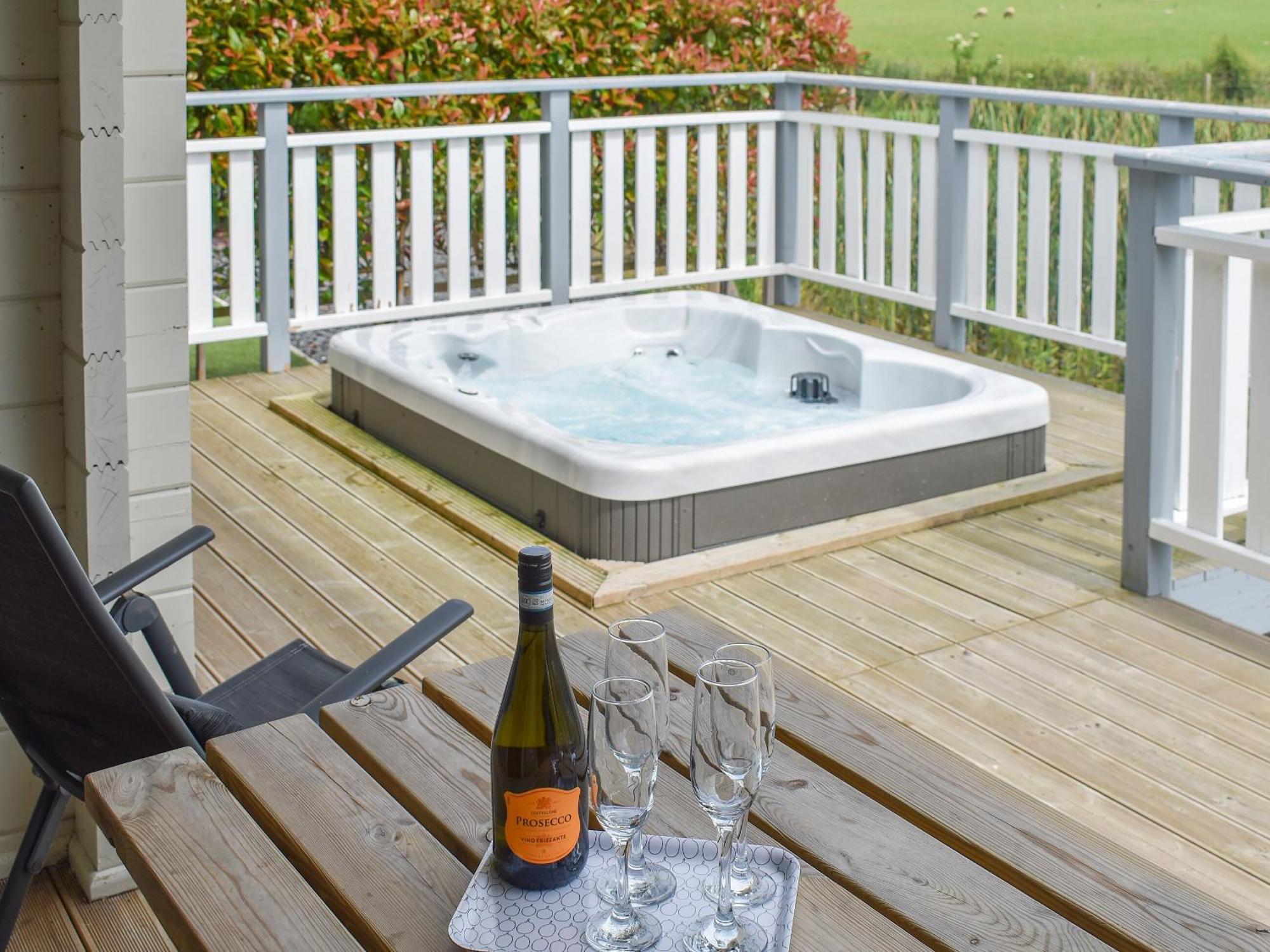 Birch - Uk30006 Holiday home